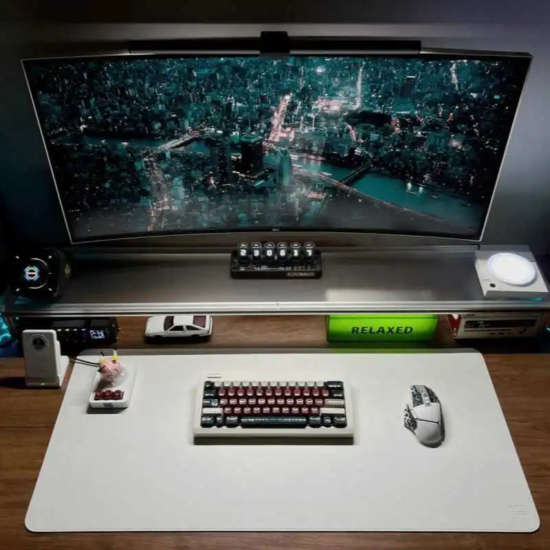 Support de moniteur en alumini - Desk Setup For Laptop And Monitor avis et prix